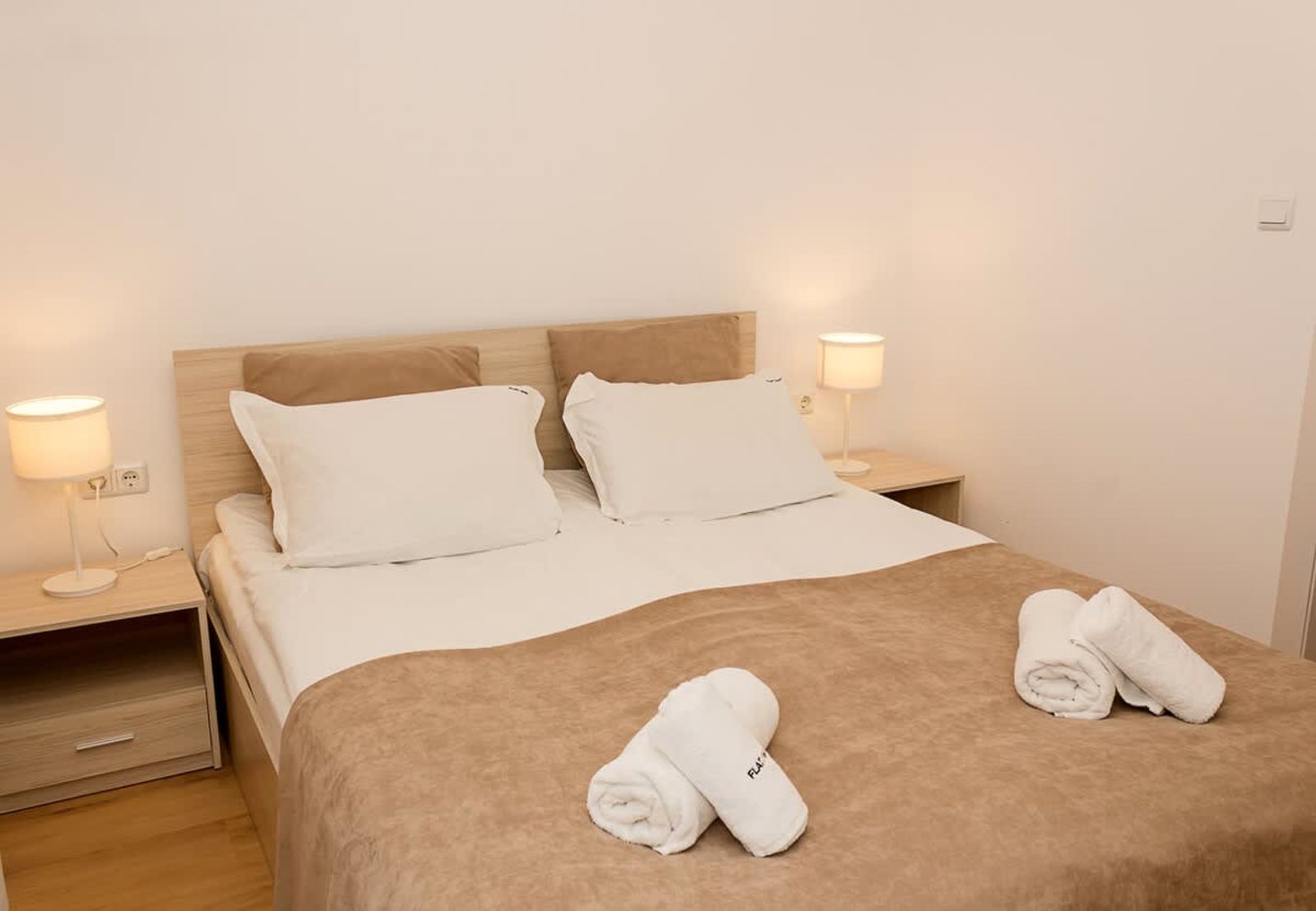 Seaview Haven: Elegant 2BD Flat in Balchik - Photo 3