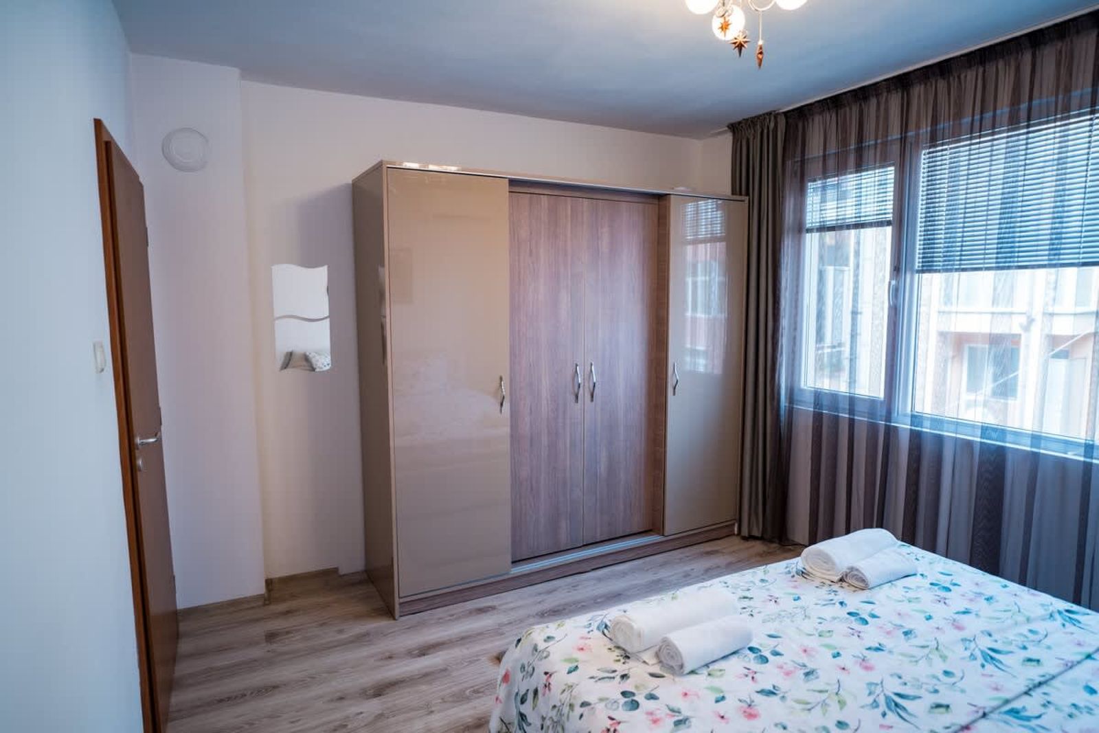 Black Sea Luxury 2bdrm Apartment - Photo 23