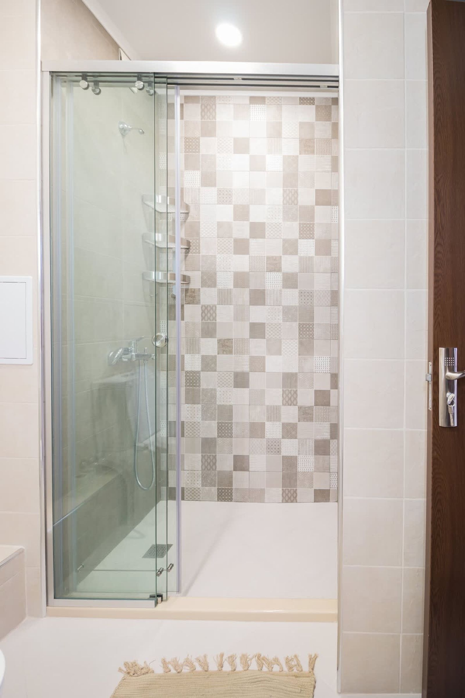 Pop your C-o-l-o-r-s - Funky and Modern 1BDR. Apt. - Photo 30