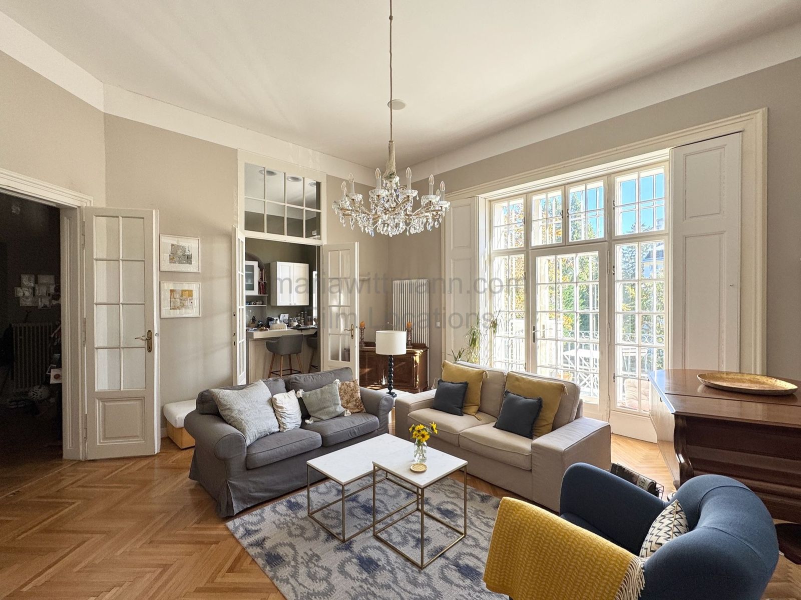 Location 276 - Cover Photo