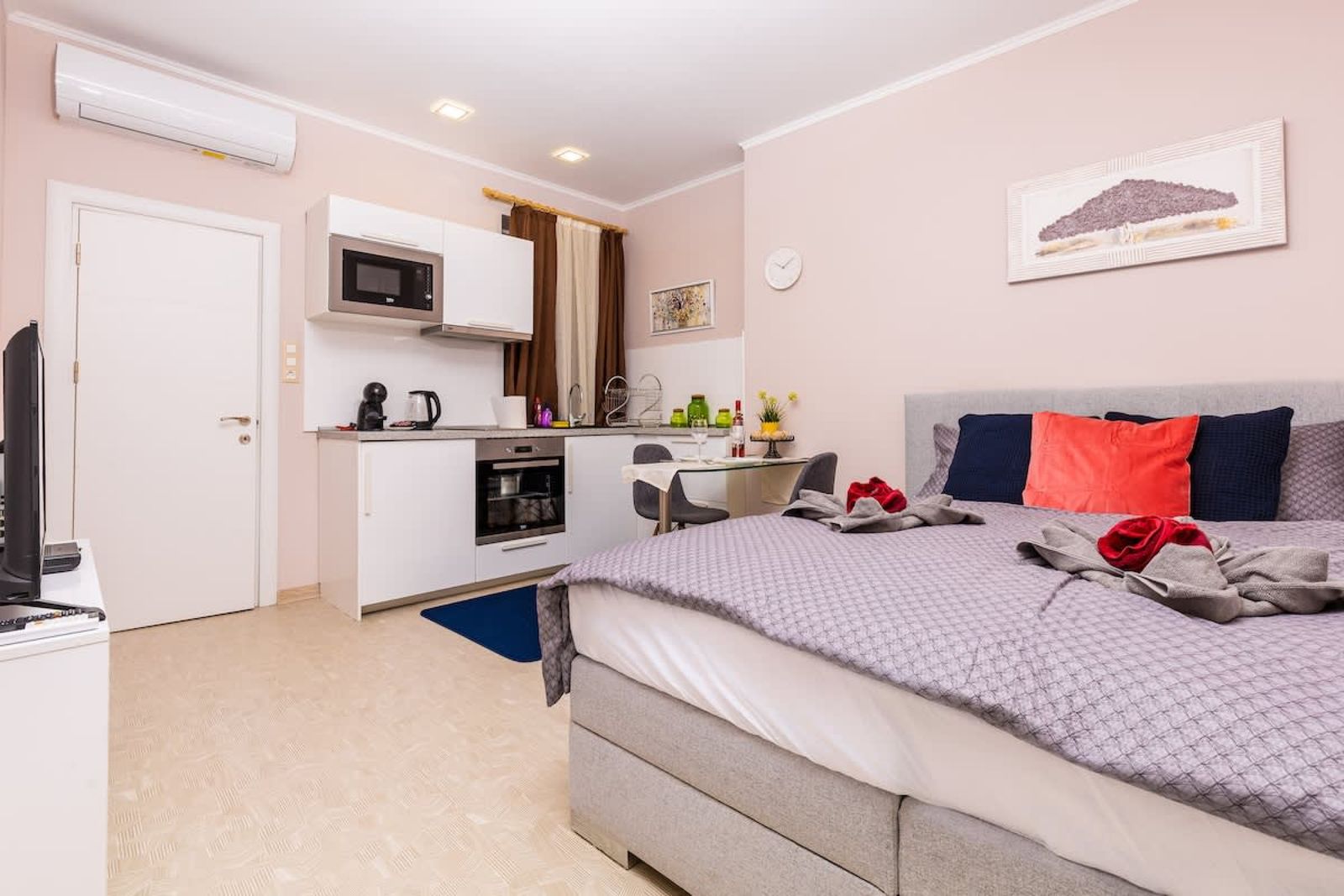 ~ Stella 2 ~ Studio close to the Singing Fountains - Cover Photo