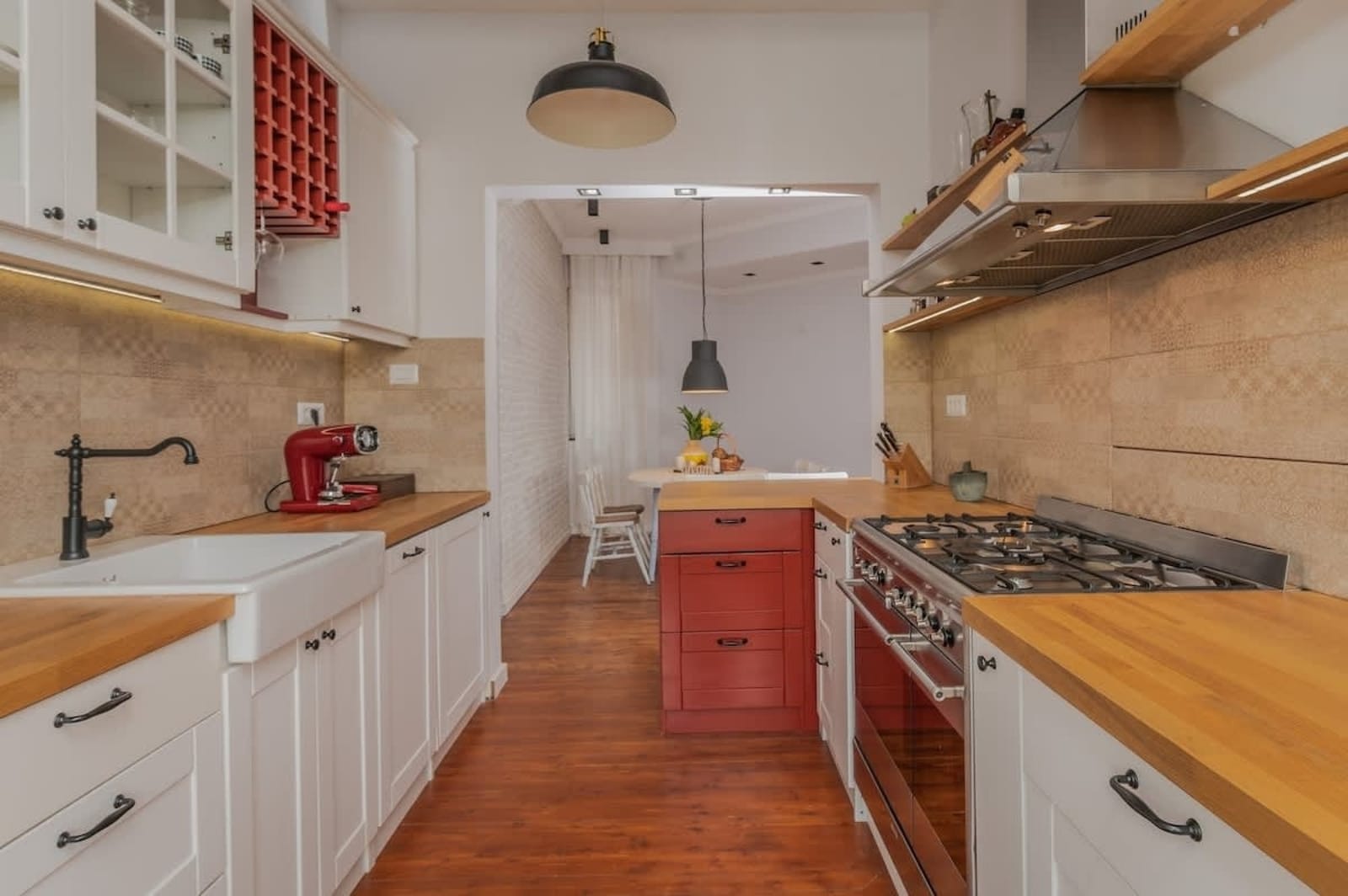 Flamingo Flat /Two-bedroom with Balcony\ - Photo 18