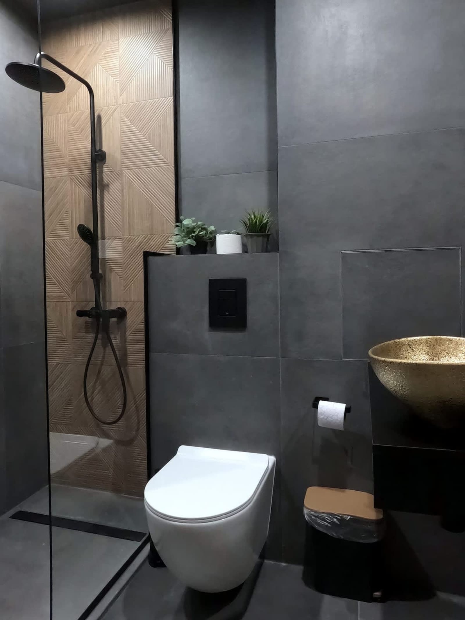 Contemporary Living with Balcony - Photo 11