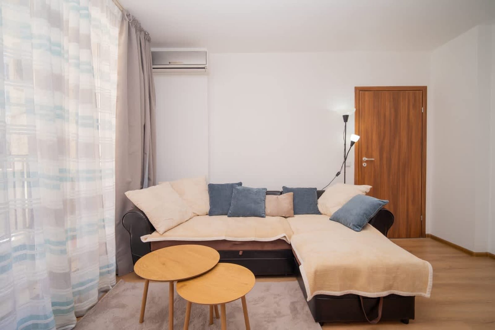 Spacious 2BD Apart. Walk to City Centre - Photo 13