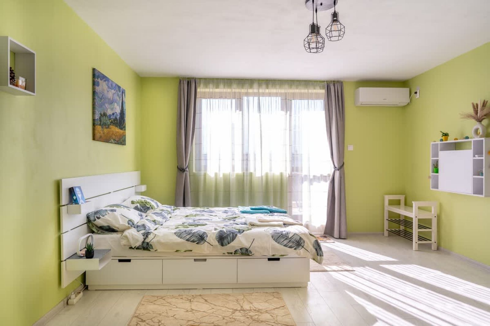 Skyline Studio - Photo 4