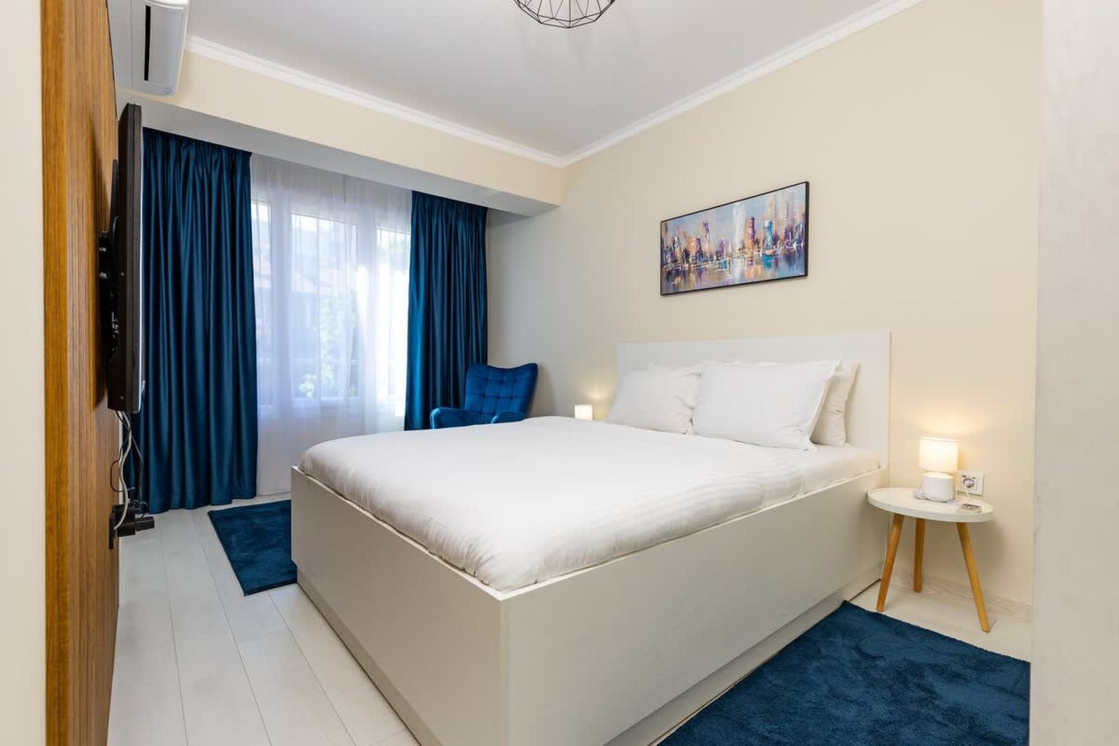 Central Chic 1BD Apt Near Kapana by FlatManager - Photo 11