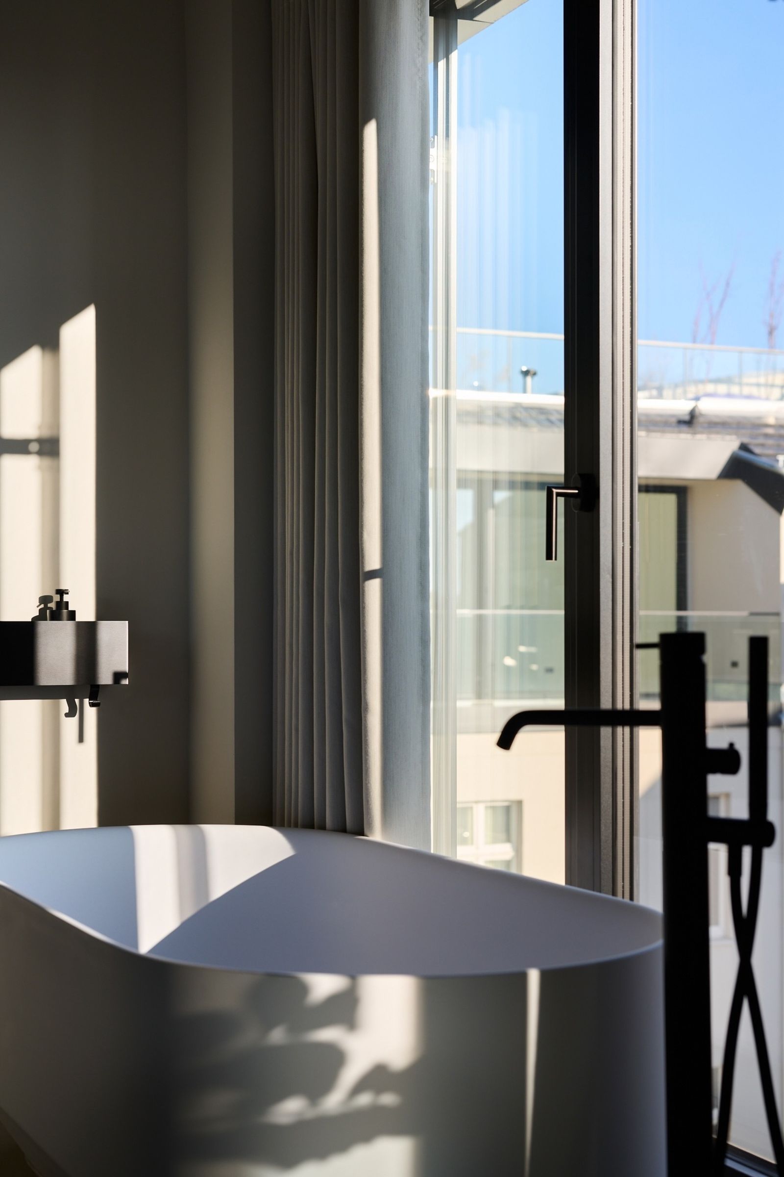 Design penthouse in Berlin Prenzlauer Berg with a large rooftop terrace - Photo 26