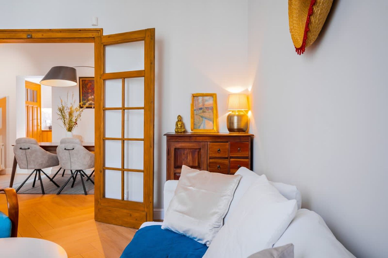 Modern, Spacious 2BD Flat - Prime Sofia Location - Photo 14