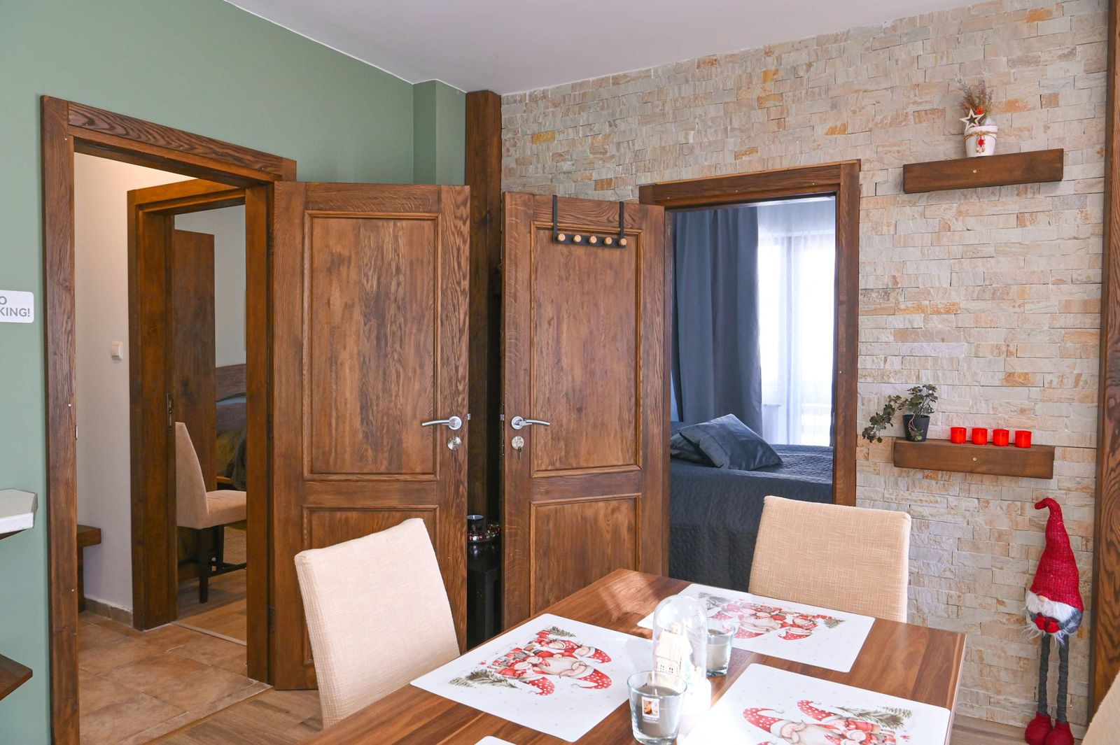 Comfortable 2-Bedroom Apartment Near the Ski Lift - Photo 13