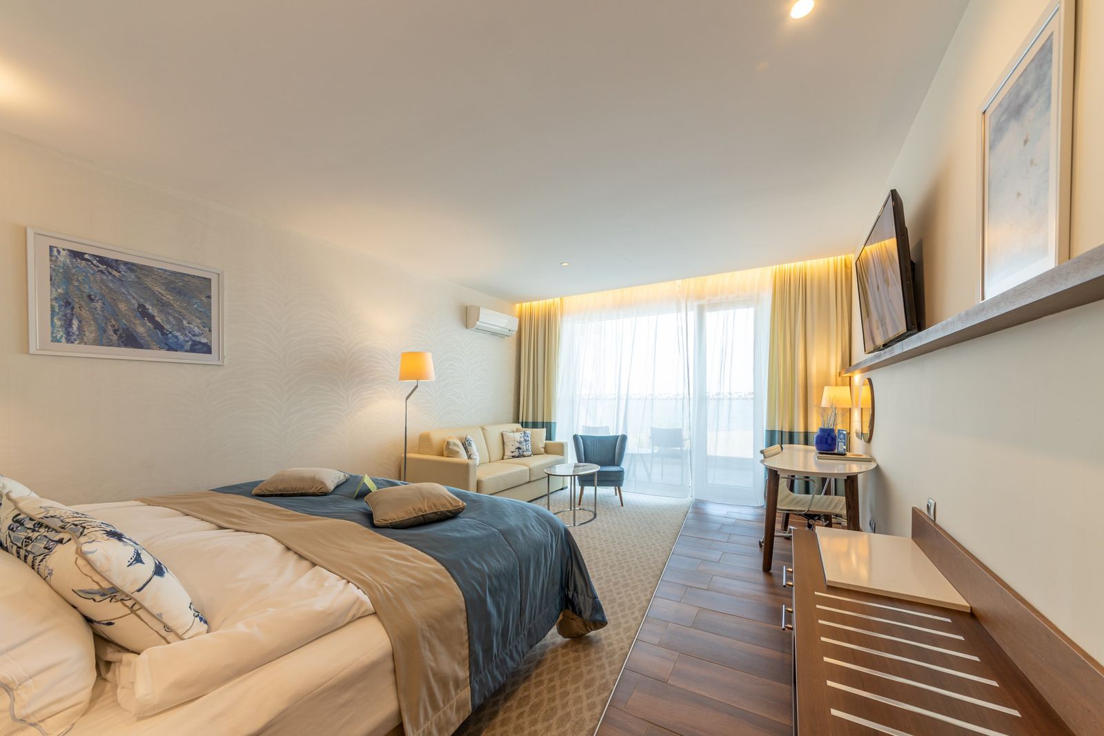 Maritim Hotel Paradise Blue Albena - Photo 232