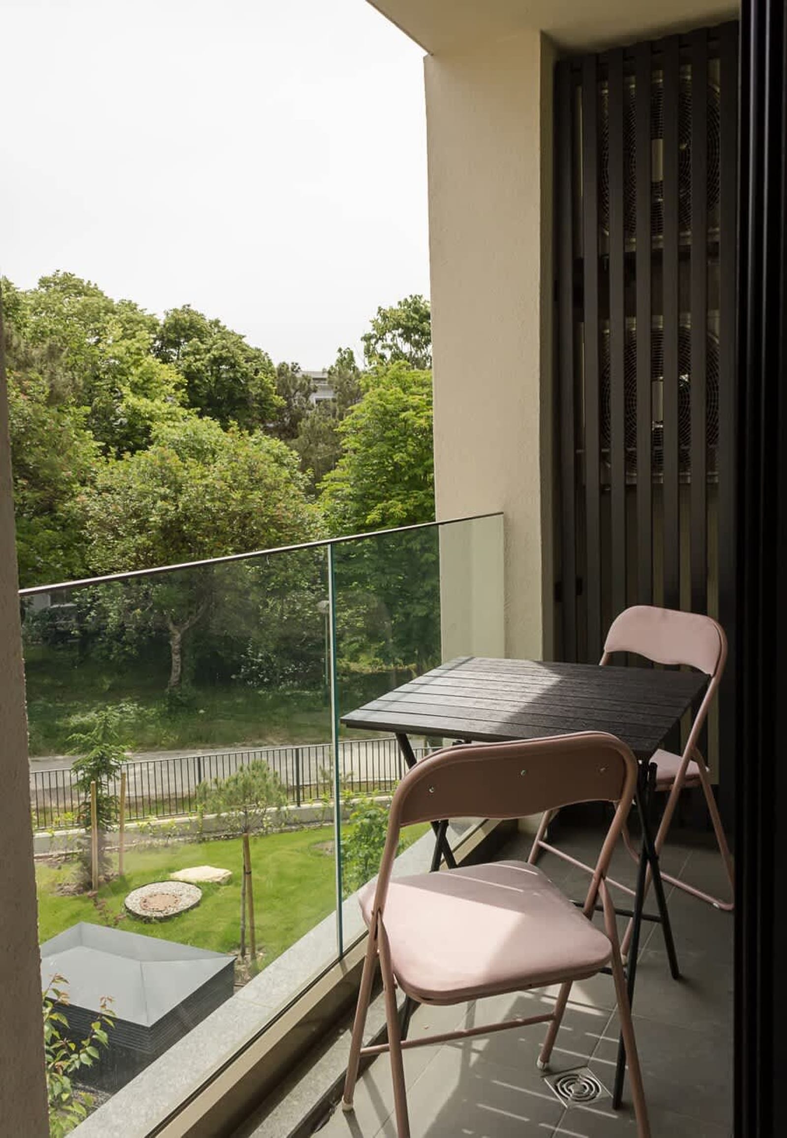 Azur Delux -1BD Flat with Parking &amp; Pool - Photo 6