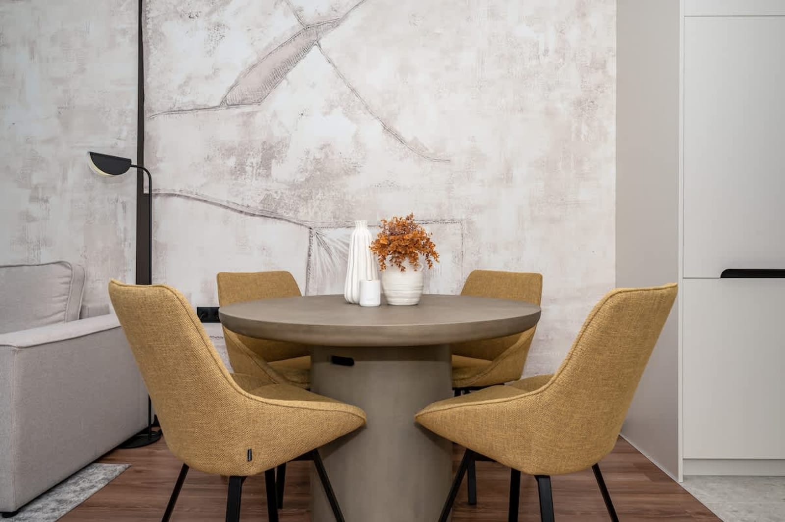 Plovdiv Center Gem with Balcony - Photo 13