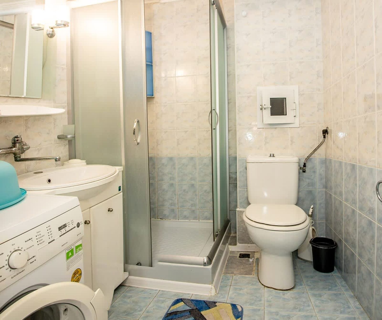 Spacious &amp; Sunny Maisonette w/ Terrace near Centre - Photo 30