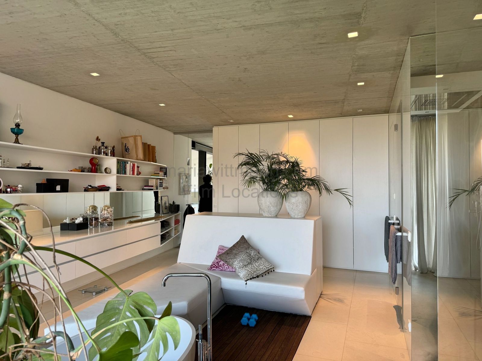 Location 284 - Photo 6