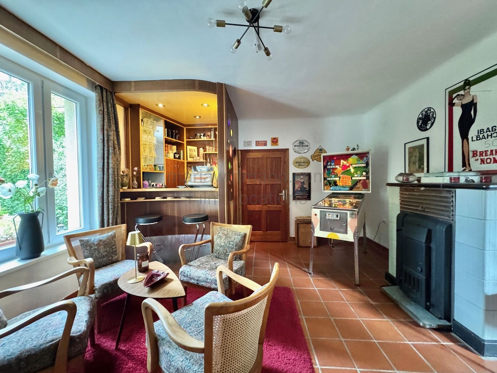 Location 493 - Photo 25