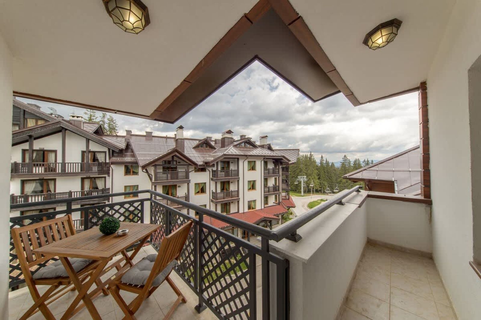 Luxury 2-bedroom apartment by Studenets Center - Photo 21