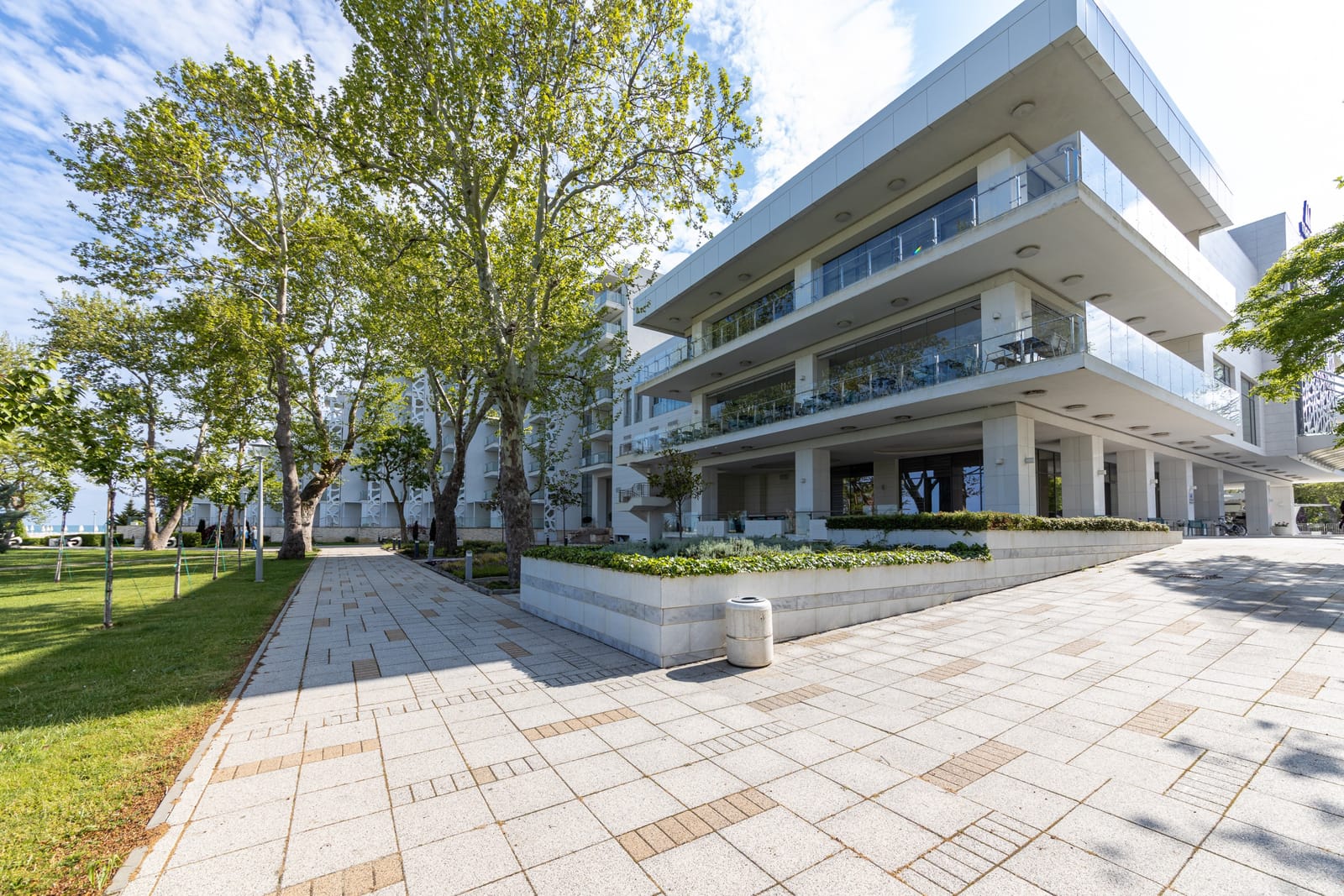 Maritim Hotel Paradise Blue Albena - Photo 9