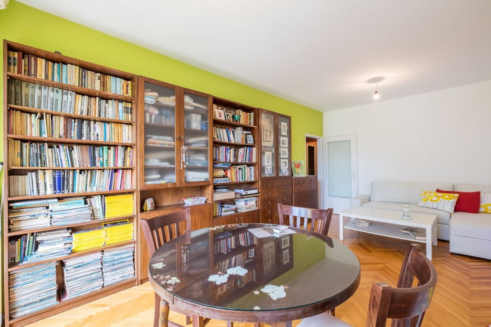 Cozy 1BD Flat in Central Sofia - Walk to Monuments - Photo 14