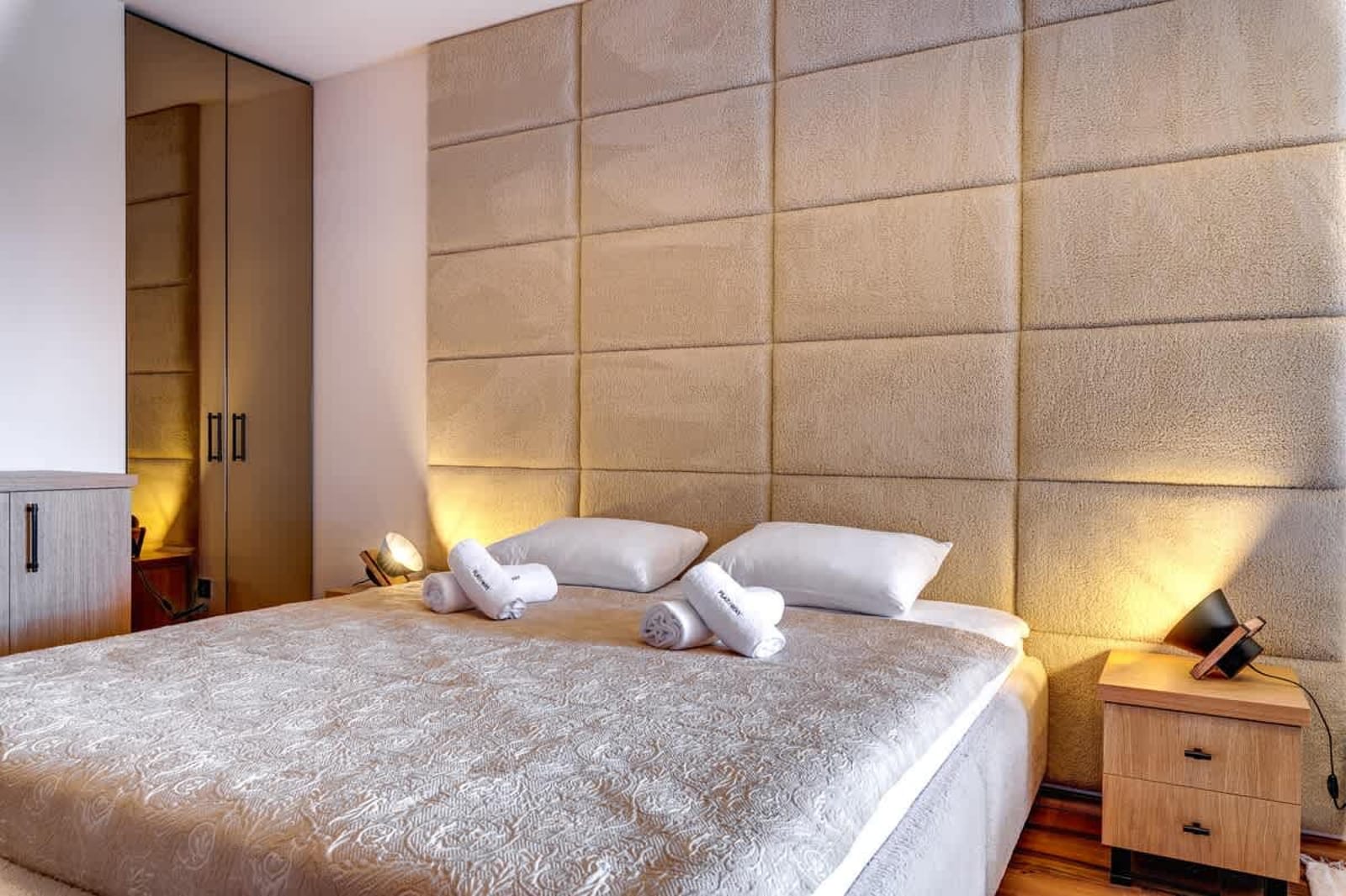 Luxury 1BD Retreat in Grand Resort Pamporovo - Photo 2