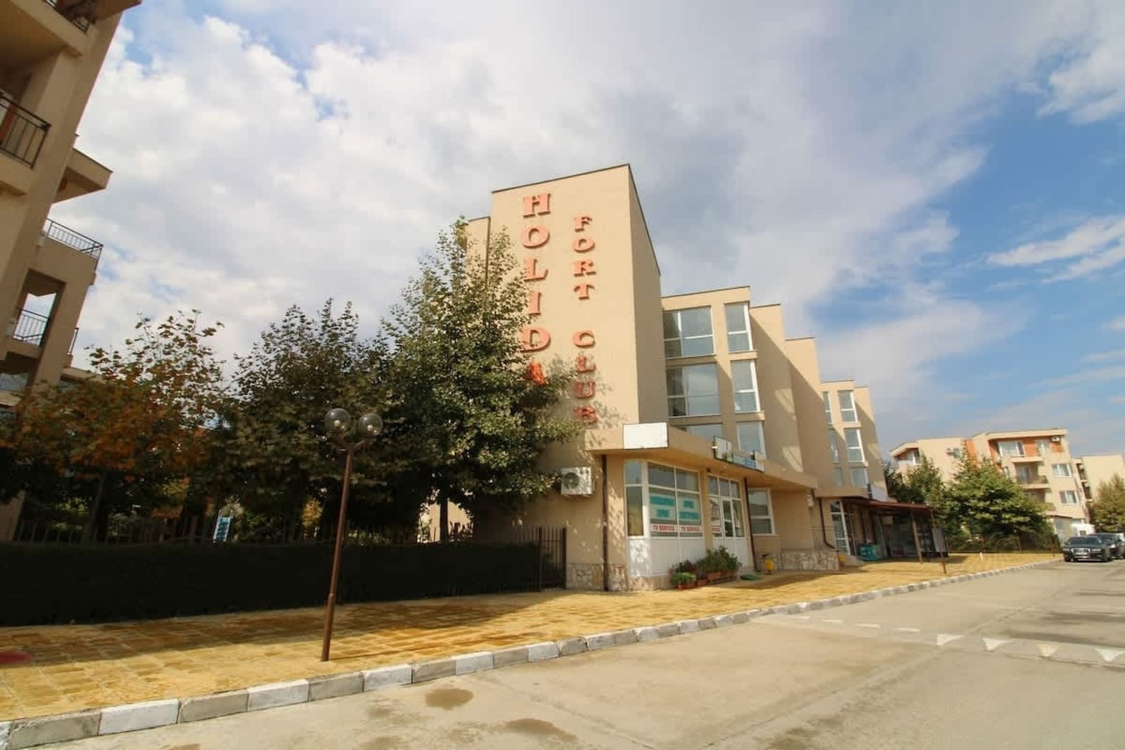 Holiday Cozy Apartament with Pool View - Photo 31