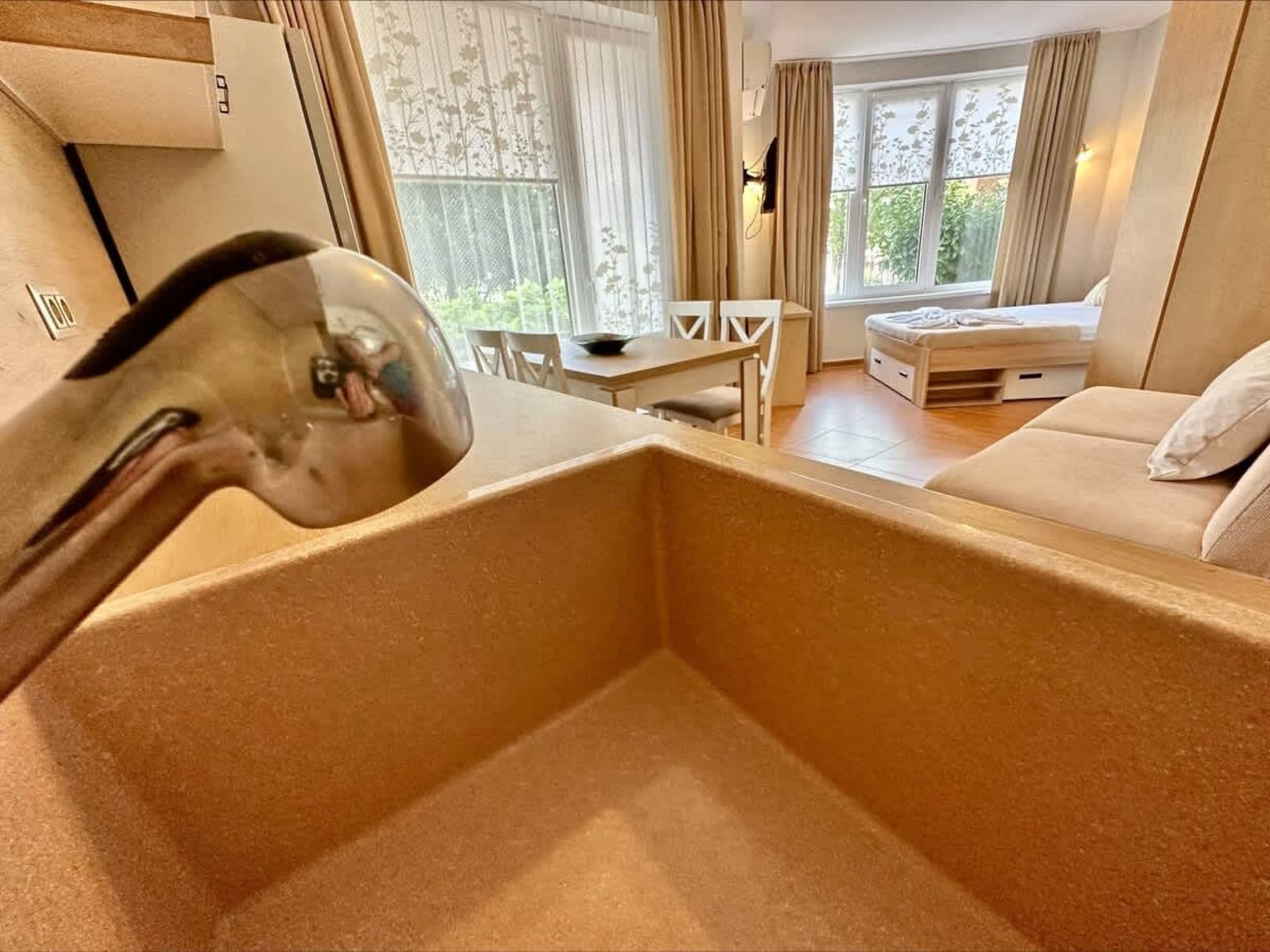 Cozy Studio in Panorama Dreams - Photo 20