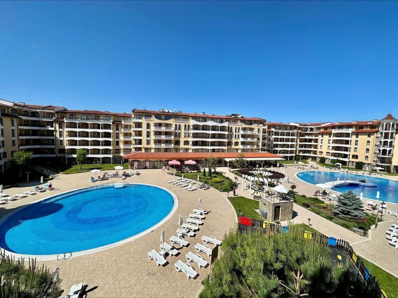 Cozy 1 bedroom pool view  Royal Sun - Photo 73