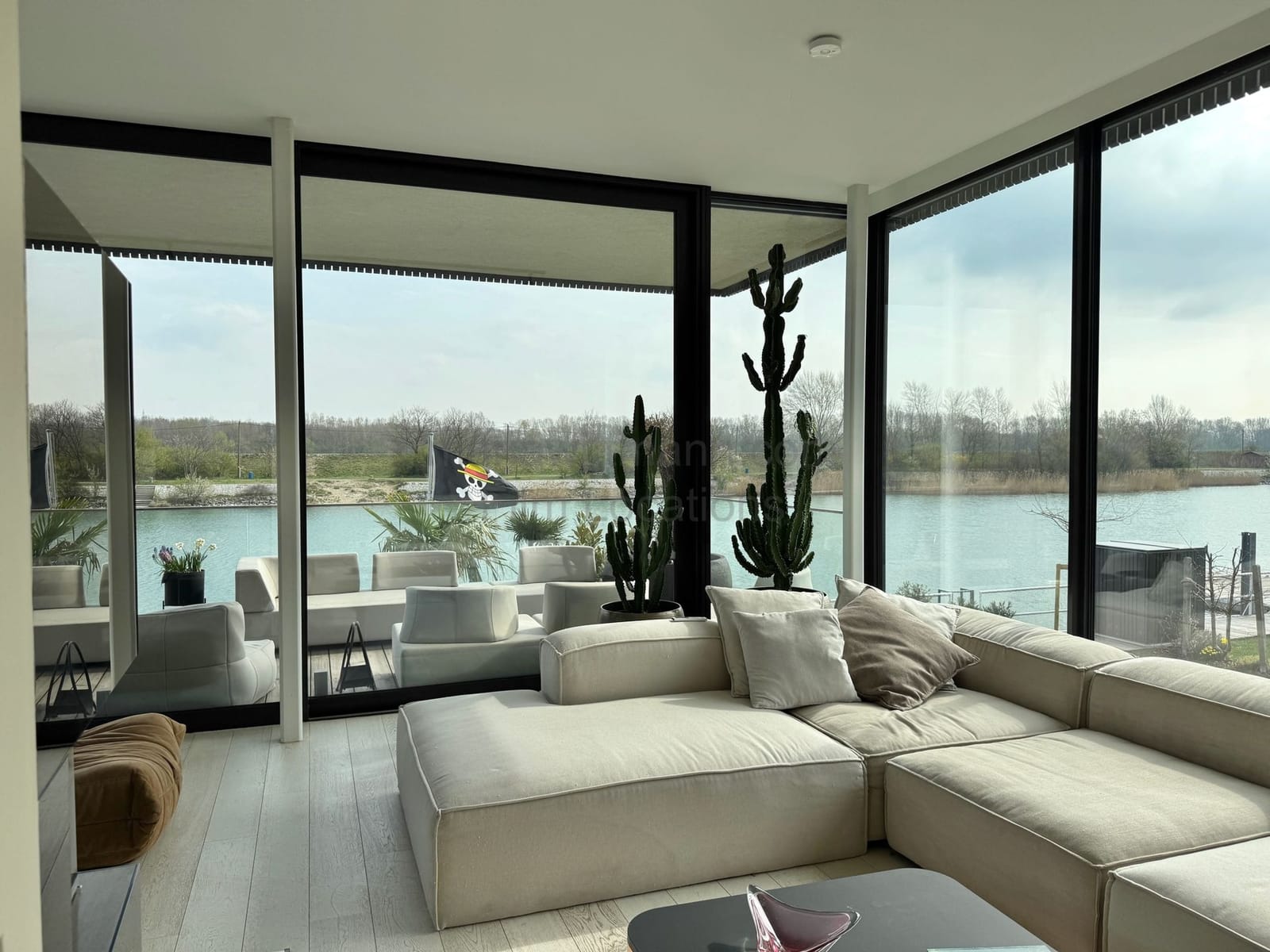 Location 485 - Photo 7