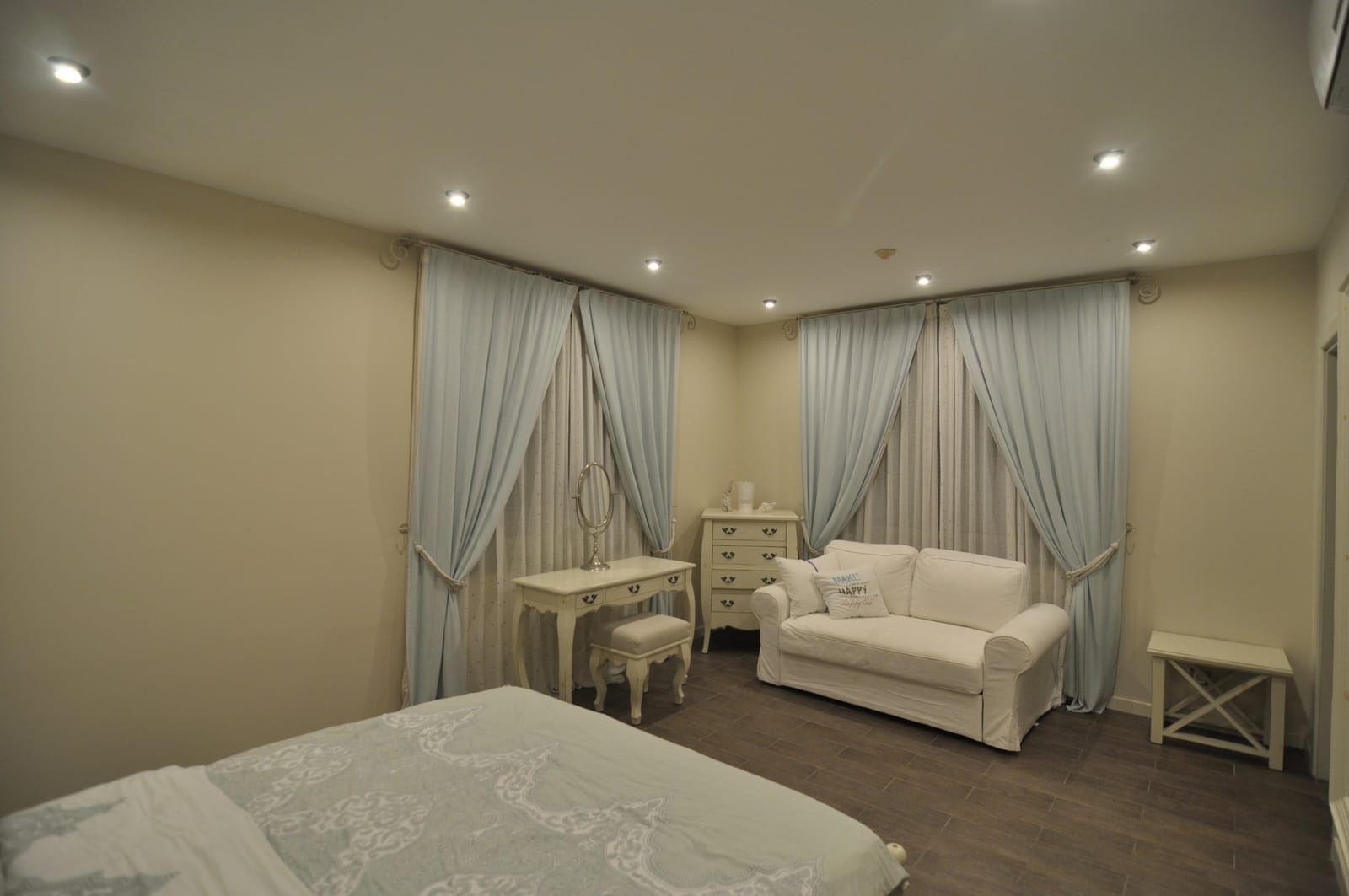 The Flower House - Photo 51