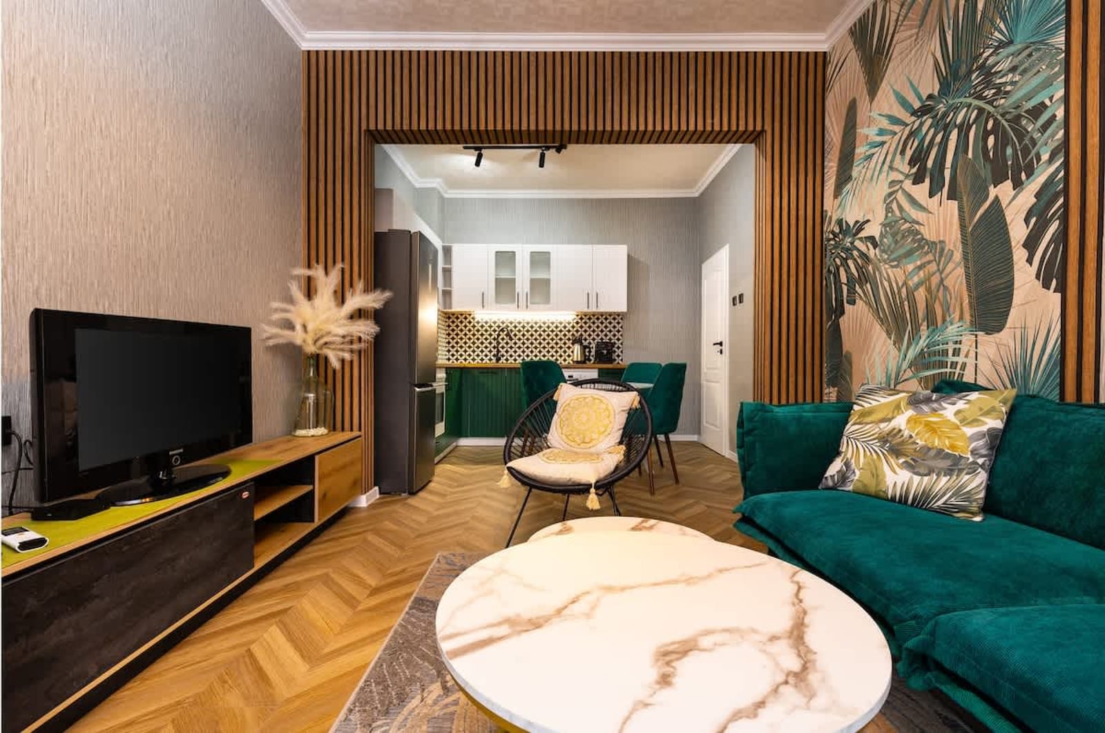 The Urban Nest-2BD Apartment with a Terrace - Photo 7