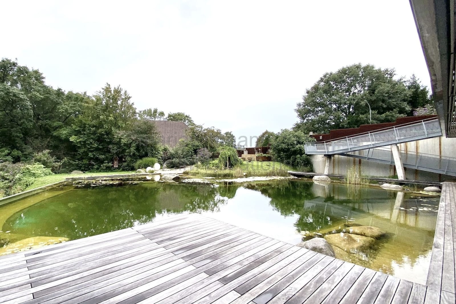 Location 256 - Photo 18