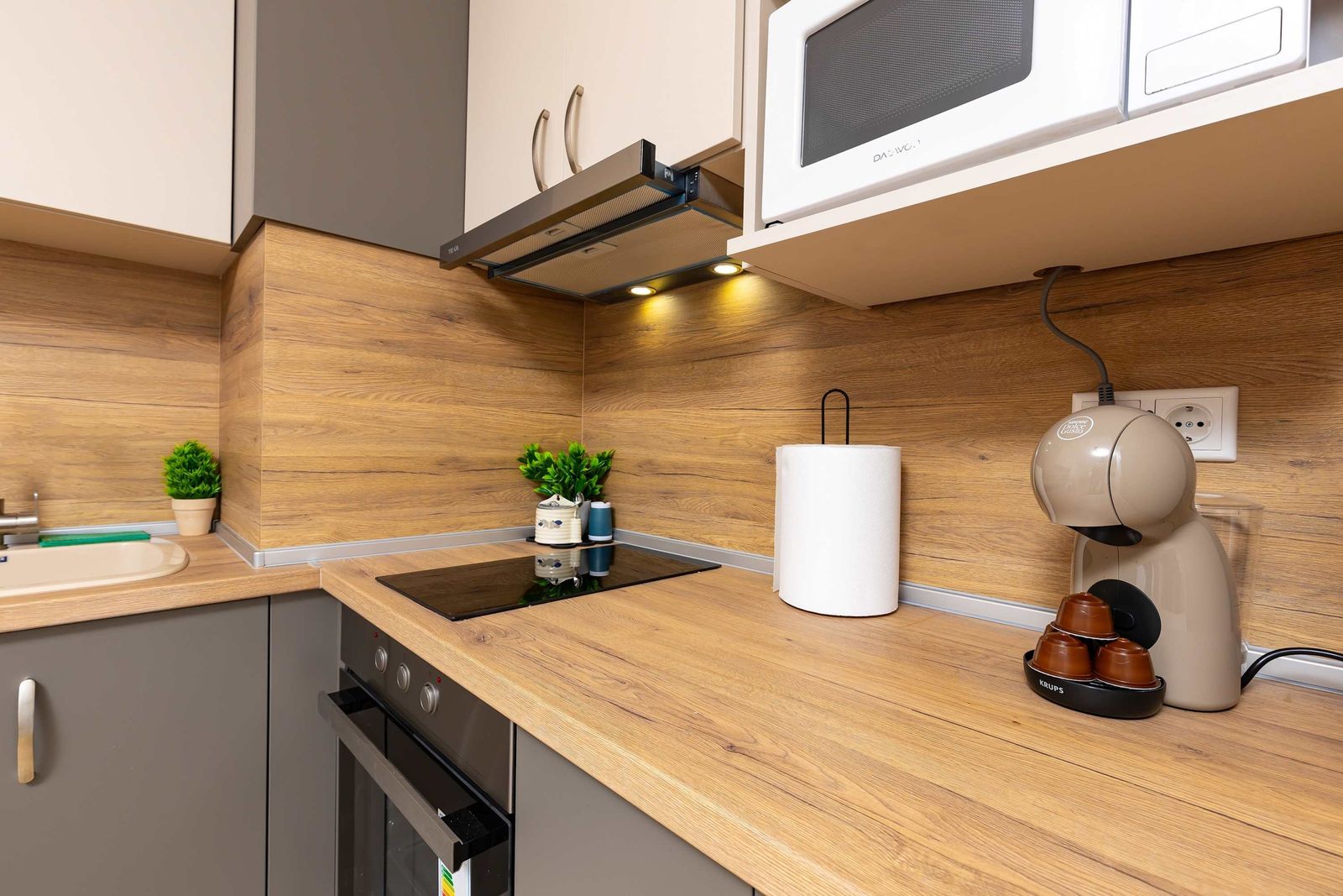 Bright and modern 1BD in Plovdiv - Photo 12