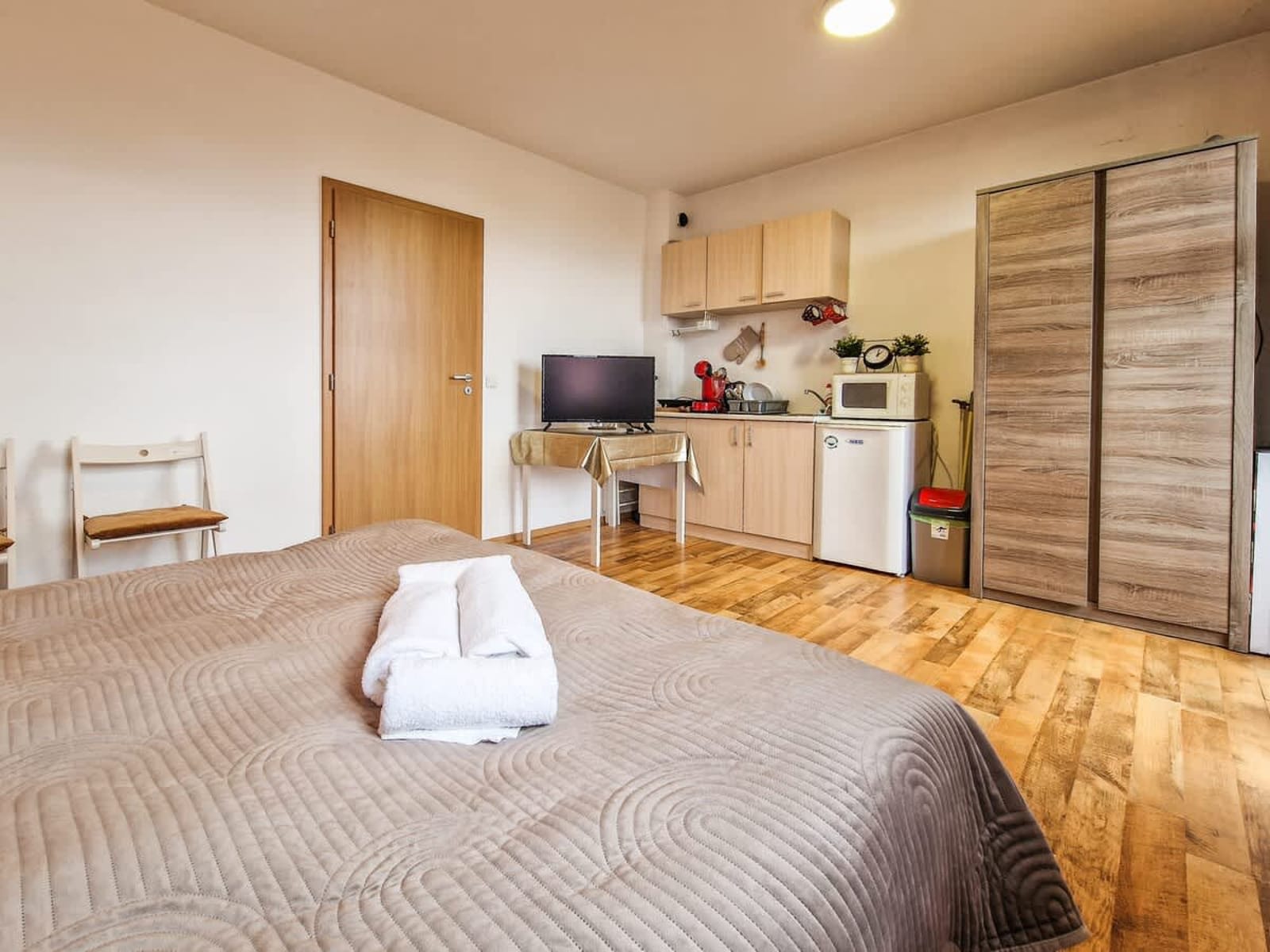 Mountain View Studio, Steps from Bansko Gondola - Photo 8