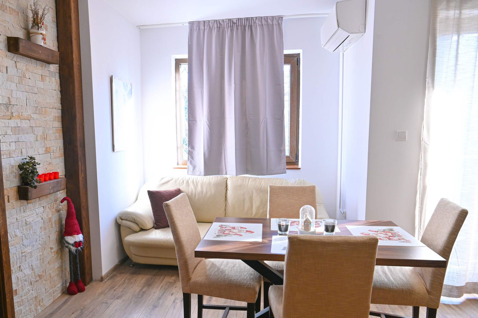 Comfortable 2-Bedroom Apartment Near the Ski Lift - Photo 10