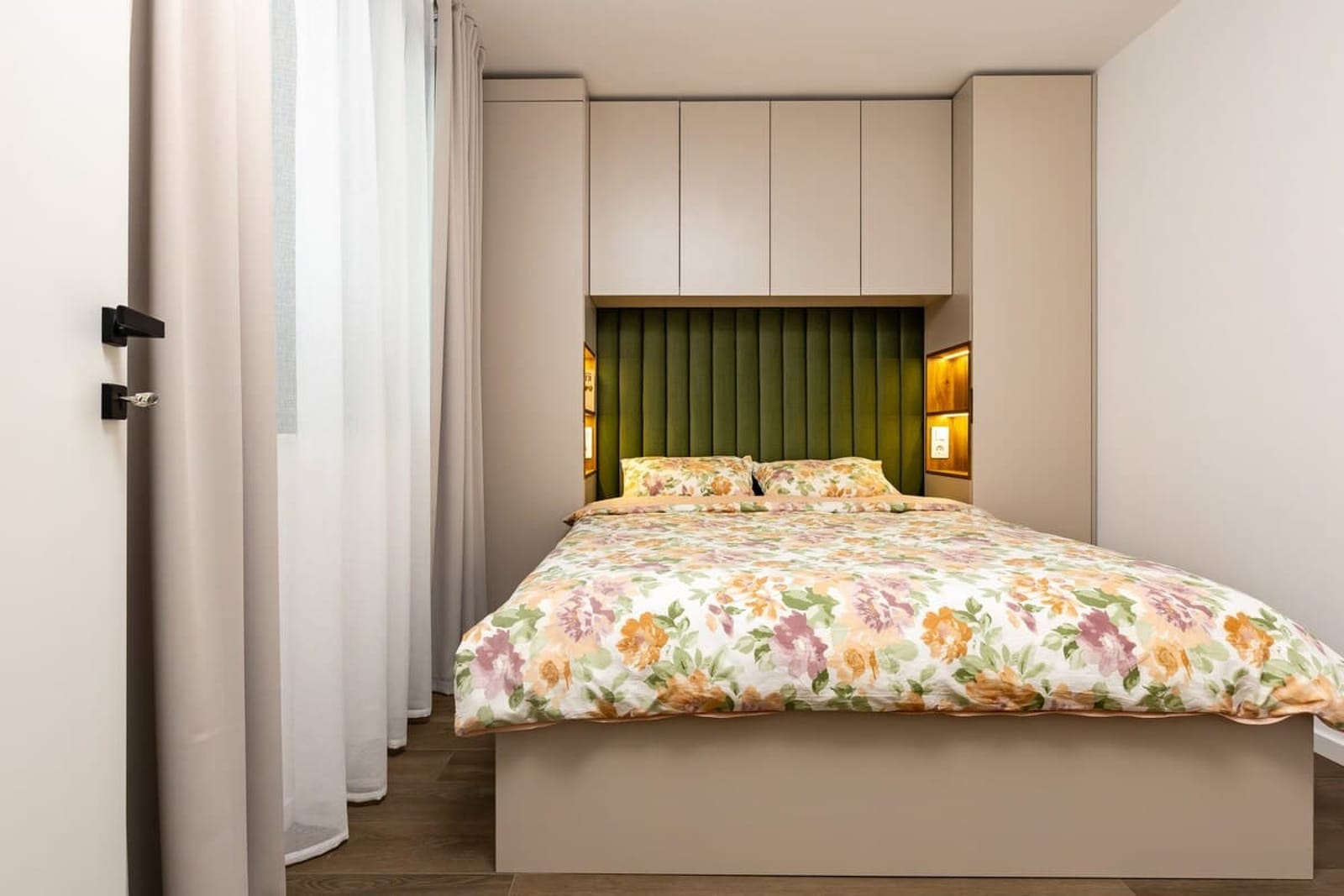 Stylish 1BD with Desk in Karshiaka - Photo 23