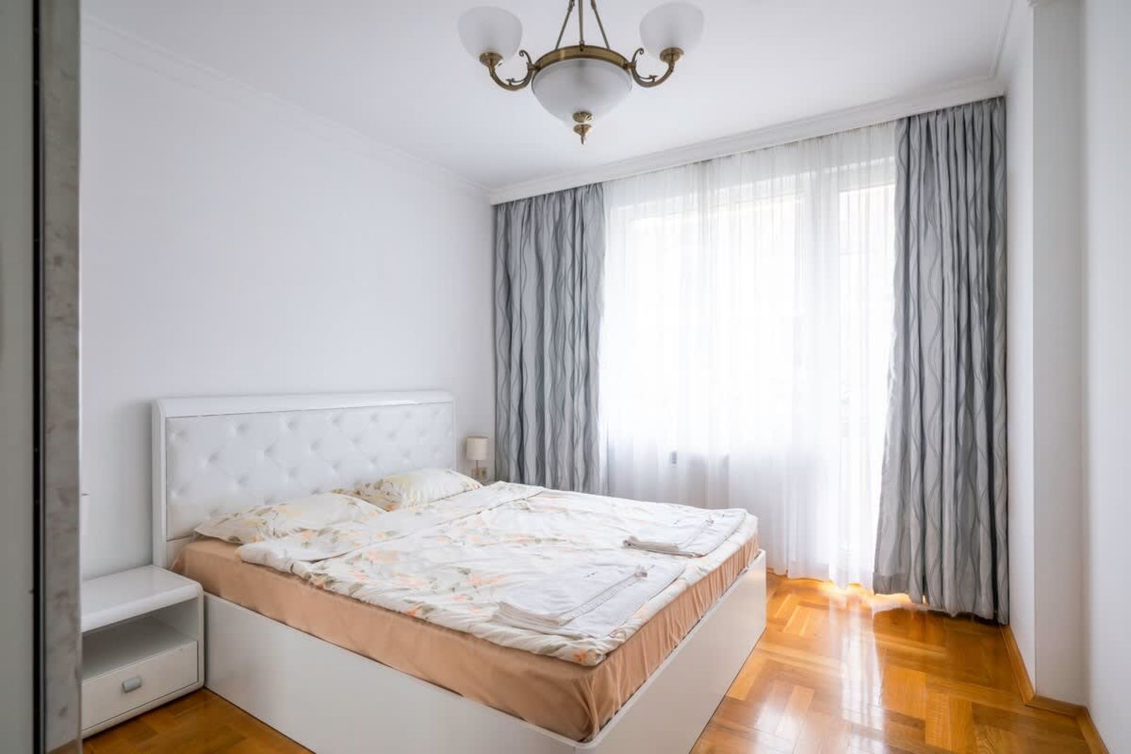 Modern Taste  2BD Central Flat in Sofia - Photo 2