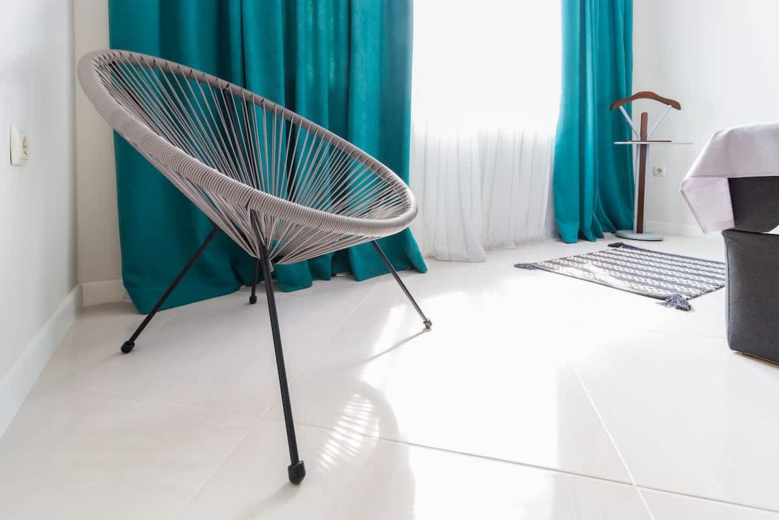 Pop your C-o-l-o-r-s - Funky and Modern 1BDR. Apt. - Photo 26