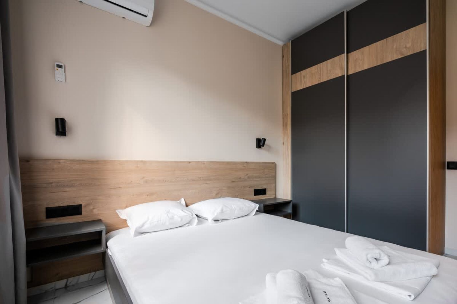 Marble Essence: 2BD Retreat in Top City Centre - Photo 12