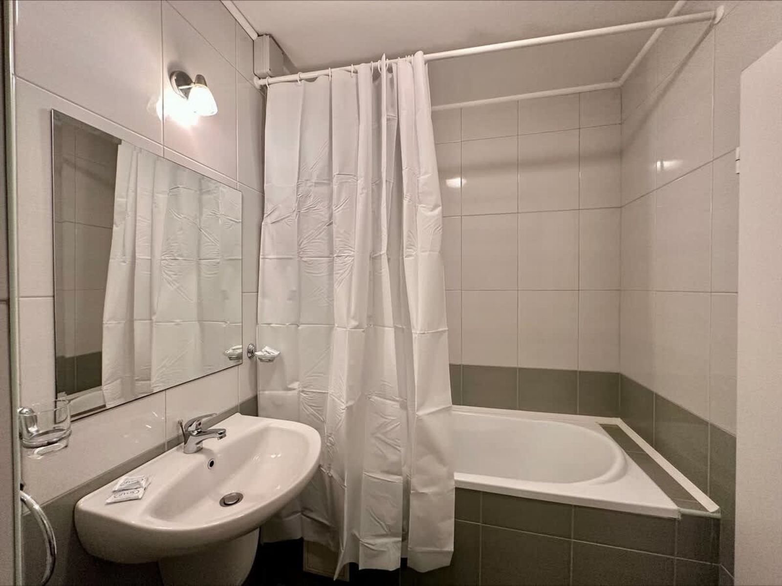 Cozy Aheloy  Marina Cape  Nice 2 bed sea view - Photo 37