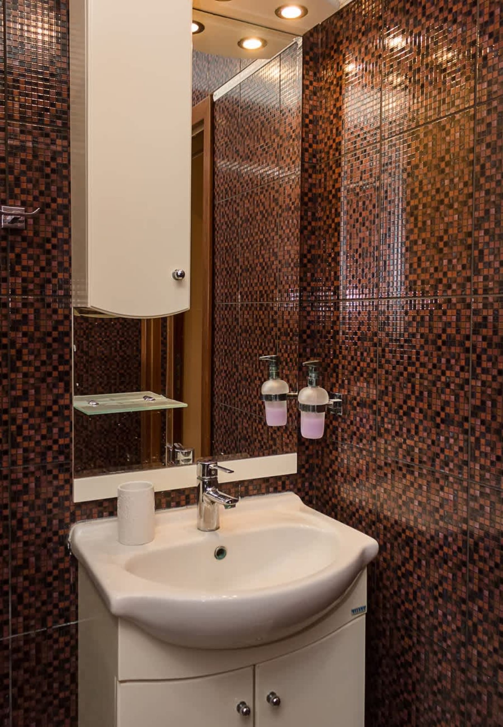 Varna Gem: 2BD Flat with Sunny Balcony - Photo 23