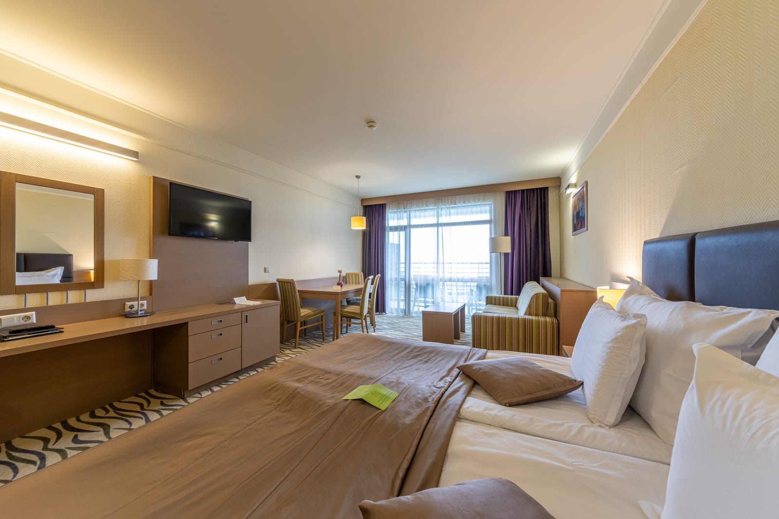 One Bedroom Room in the Flamingo Grand Hotel - Photo 9