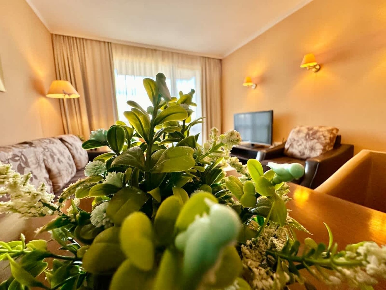 Cozy two bedroom in Royal Beach - Photo 18