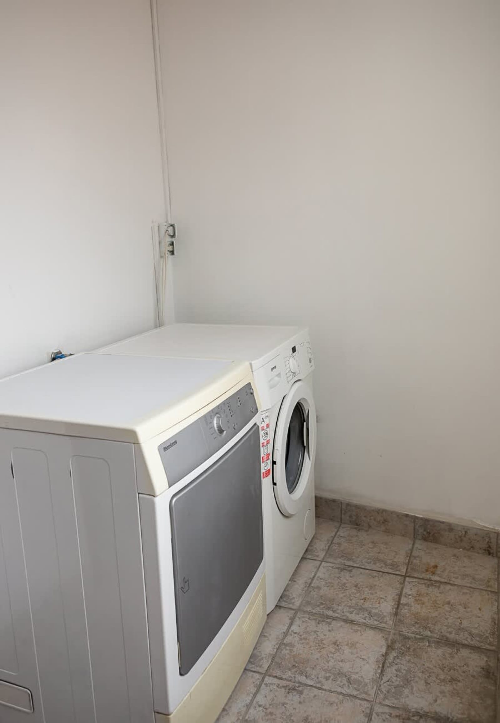 3BD Maisonette with Sea Views - Next to Sea Garden - Photo 34