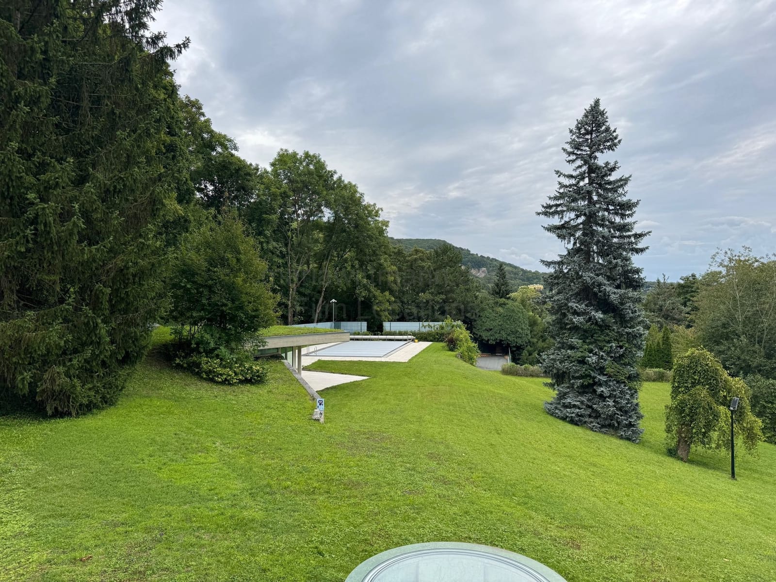 Location 500 - Photo 33