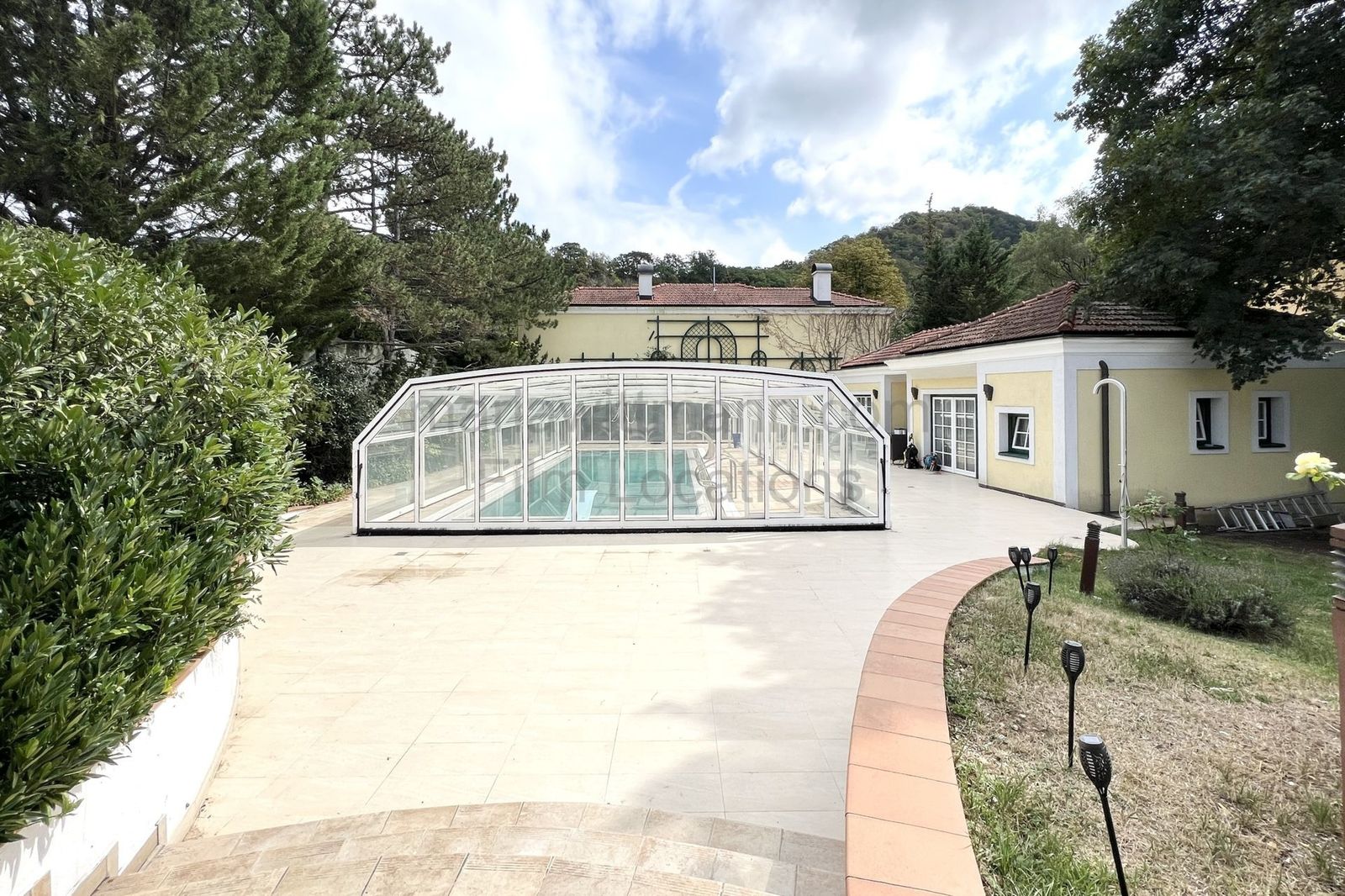 Location 250 - Photo 19