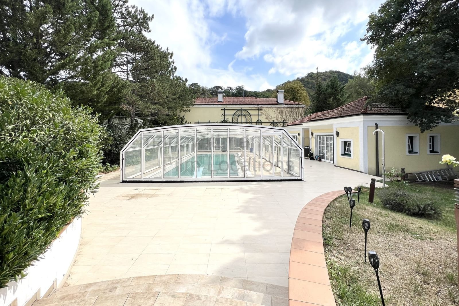 Location 250 - Photo 19