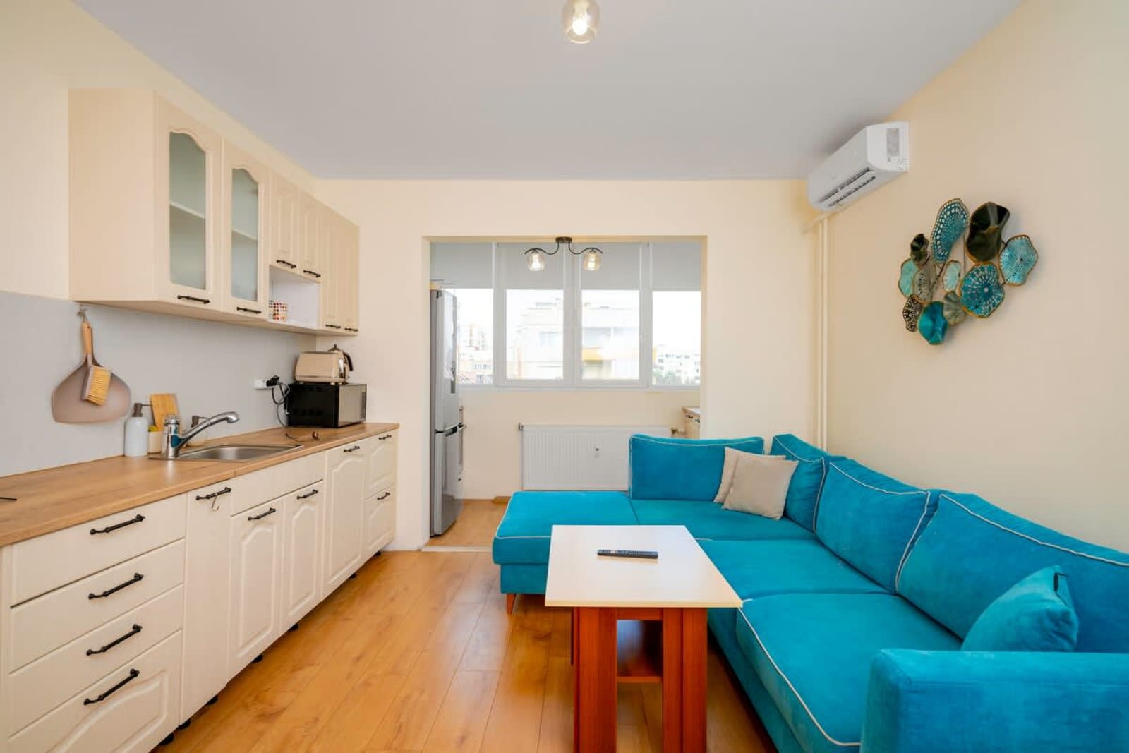 Your 2BD Home Away From Home with Working Space - Photo 6