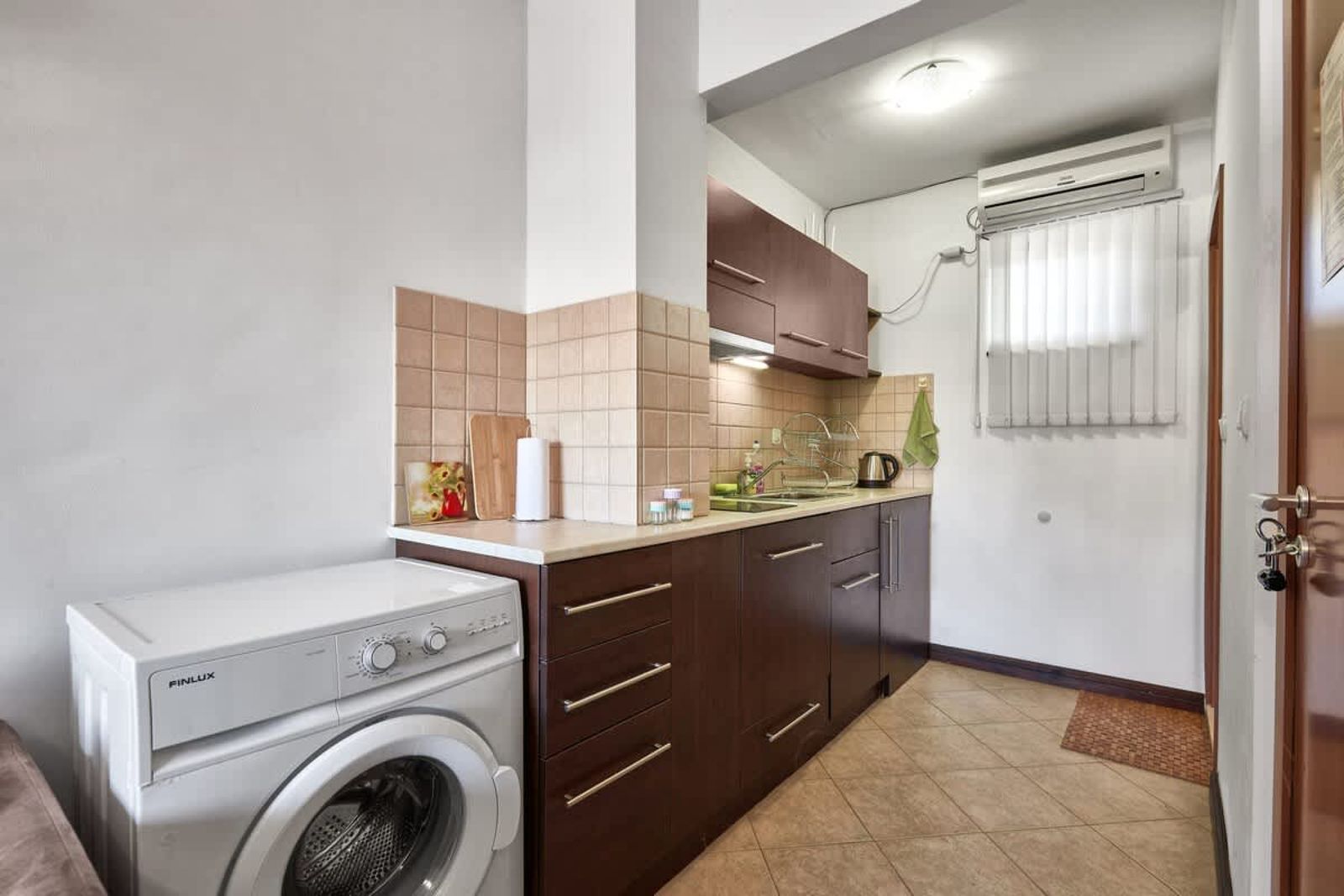 Charming 2BD Guest House in Sozopol - Photo 8