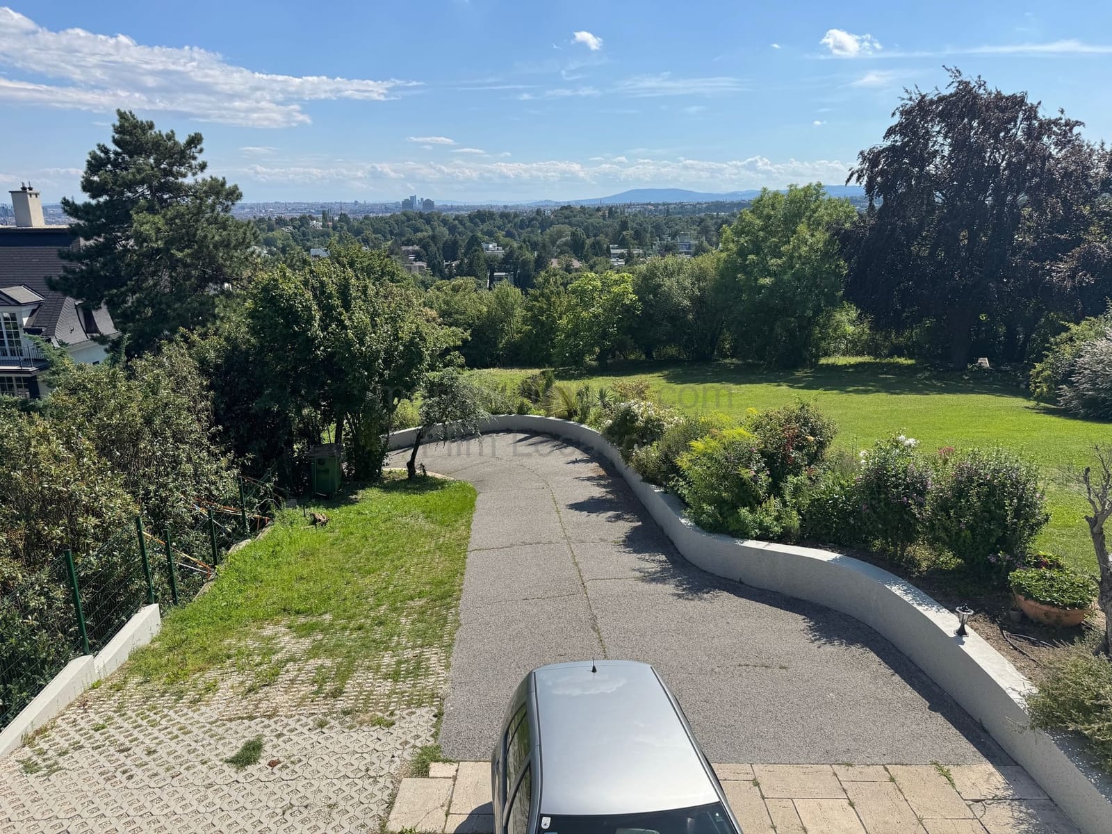 Location 516 - Photo 10