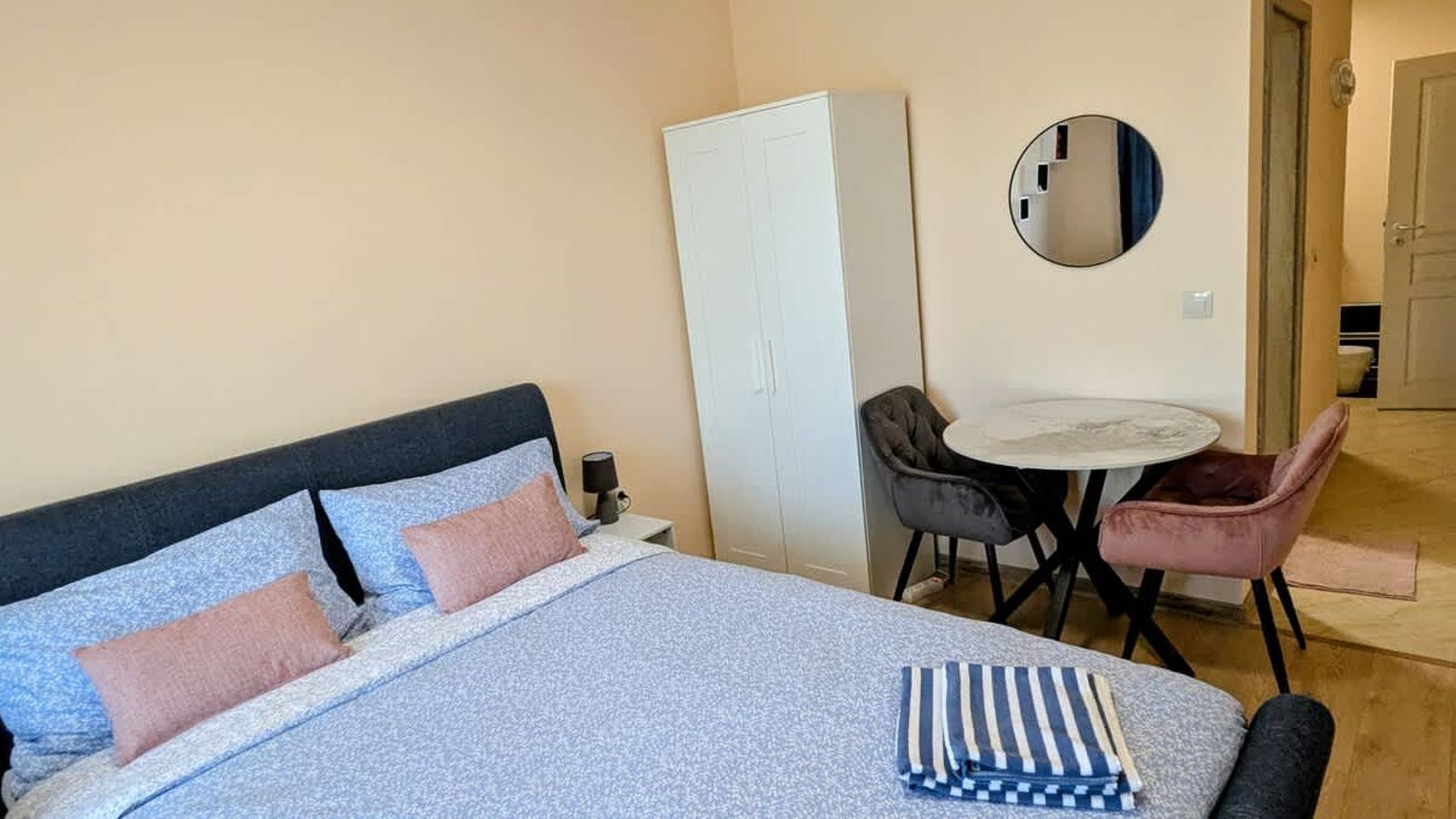 Beachfront Elegant Studio – 100 m from Smokinya Beach - Photo 8