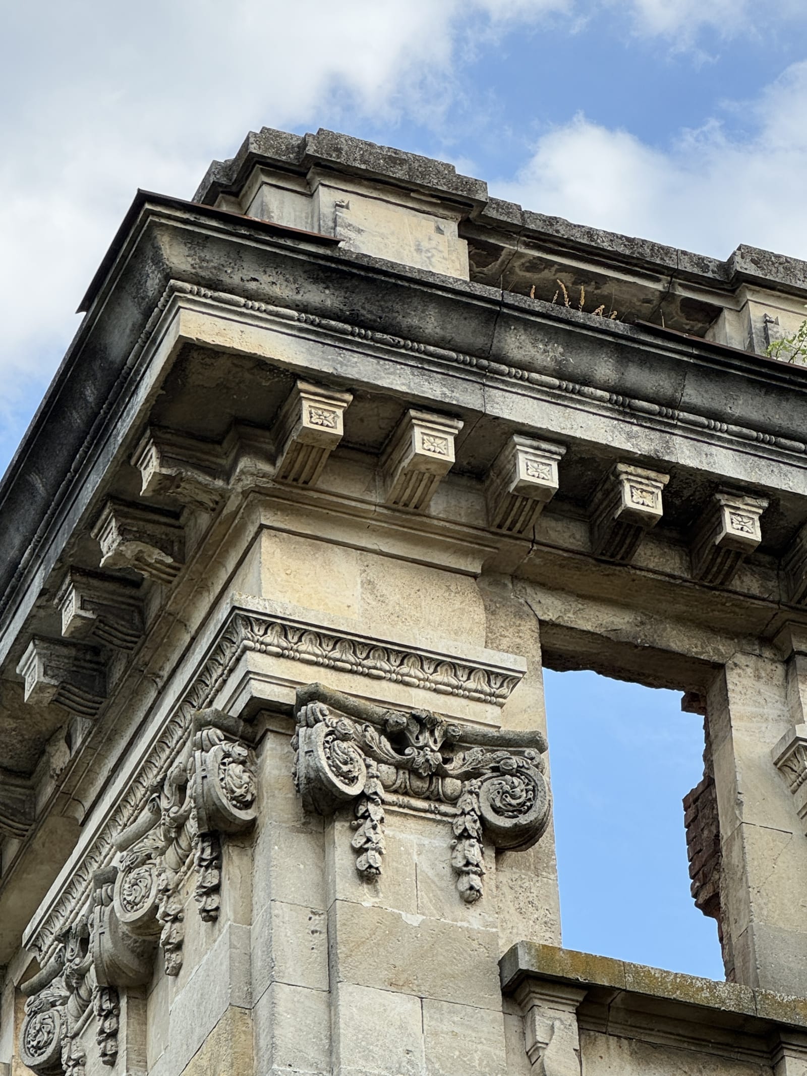 Ruined Palace, Romania - Photo 10